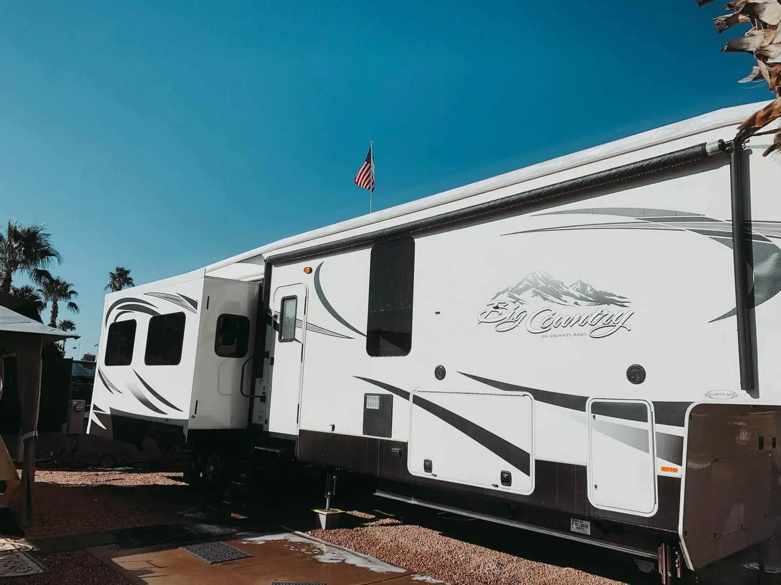 Motorhome roof and exterior steam cleaning in Scottsdale, Arizona