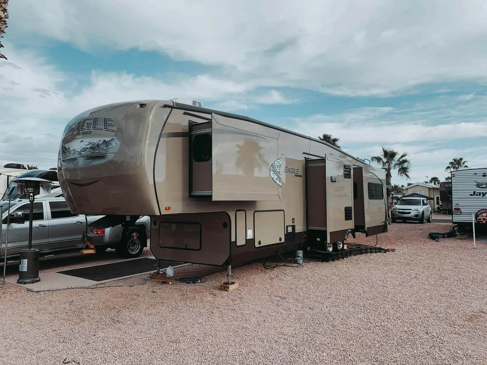 RV exterior wash in Scottsdale, Arizona