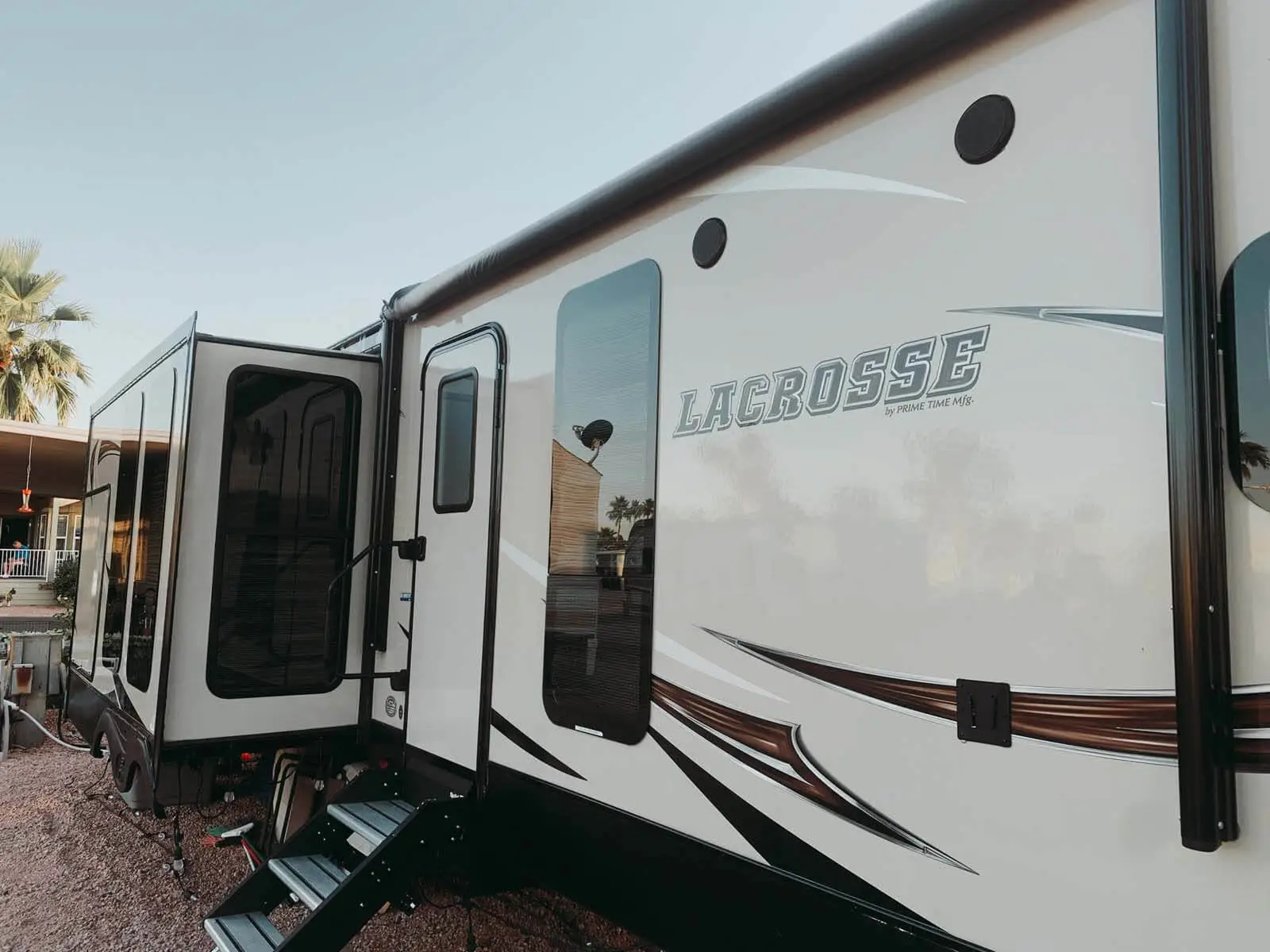 Mobile RV polishing and detailing in Scottsdale, Arizona
